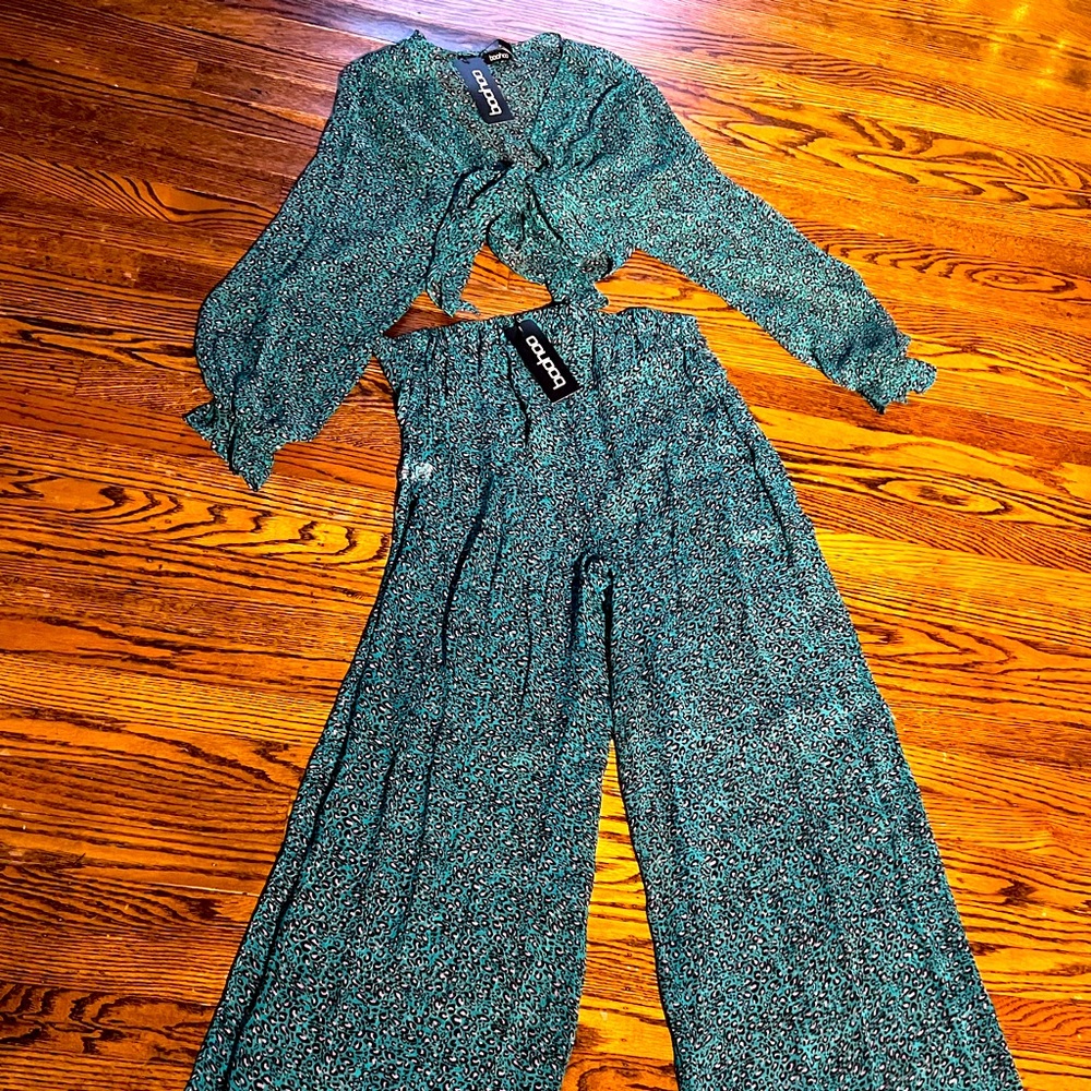 NWT~Boohoo leopard print beach pants with tie up top